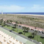 Palm Garden With Sea Views To The Pools And Apartman