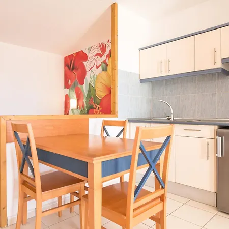 Palm Garden With Sea Views To The Pools And Apartman *