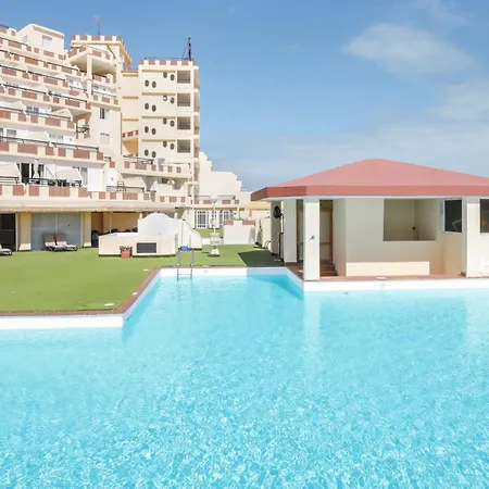 Palm Garden With Sea Views To The Pools And